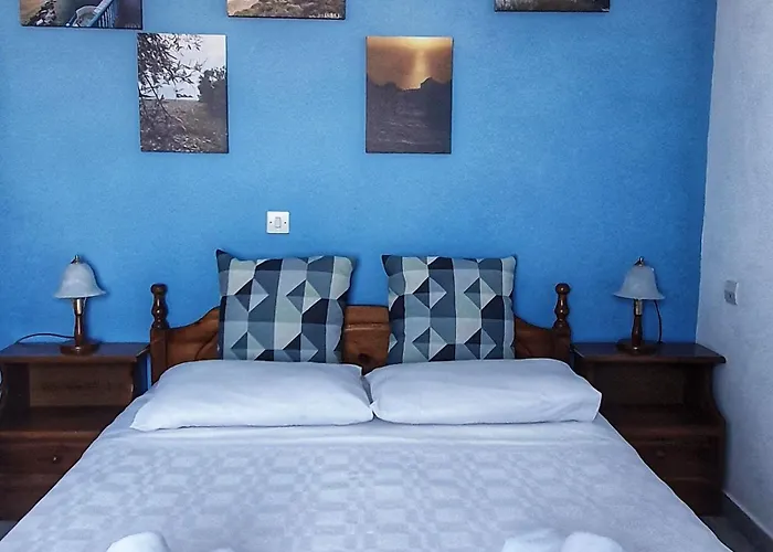 شقة Anatoli Síkinos